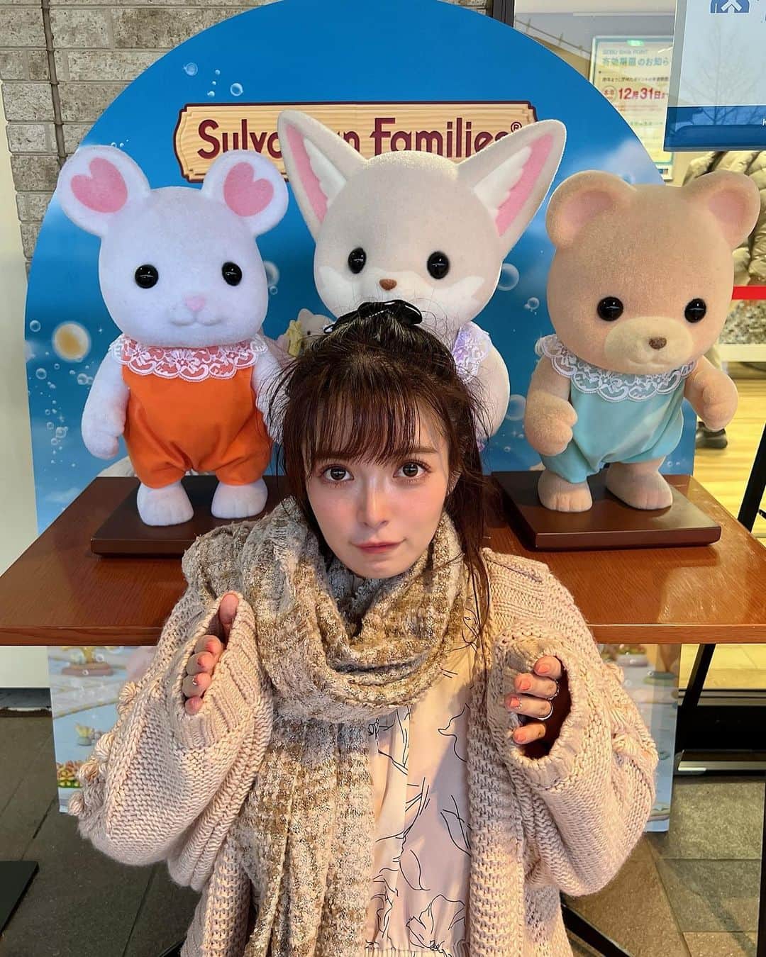 のインスタグラム：「なりたいやつがいるんじゃ、、こういう、、風に、、  軽井沢、シルバニアスポット沢山あって眼福でした☺️  #ちいかわ #ゆいな軽井沢旅行」