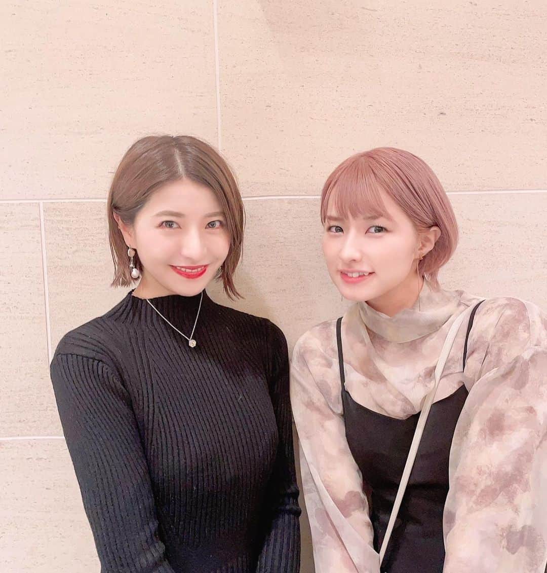 湊あかねのインスタグラム：「このみんとNESTBOWL Brand Convention 2023に行ってきた✨  素敵なお話沢山聞けた🐢✨ このみんとも10年くらいの仲だけどずーっと変わらず仲良くいる🍻 お互いにいい年齢だけど今が1番楽しいし、最高に輝いてる尊敬しかないメンタル先生✨✨  ありがとう✨」