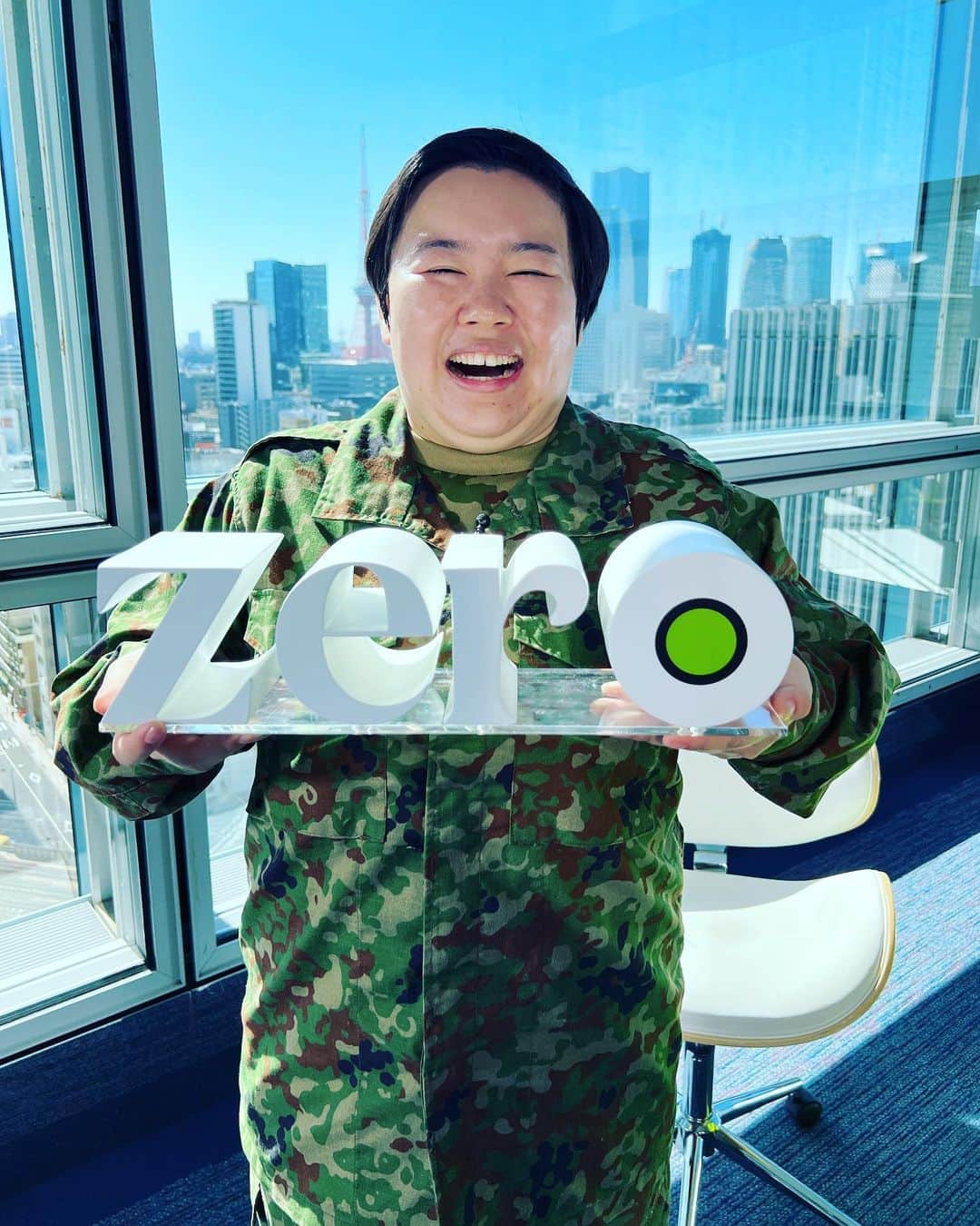 日本テレビ「news zero」さんのインスタグラム写真 - (日本テレビ「news zero」Instagram)「今夜の #zeroカルチャー は お笑いタレント やす子さんの企画です。 自分で作詞・作曲した楽曲を SNSで公開すると、 累計4000万回以上視聴され話題に。  なぜリスナーたちの共感を呼ぶのか… 話を聞きました。  #newszero #やす子  #はい～～」3月28日 20時50分 - ntvnewszero