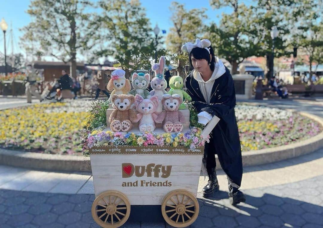 秋葉友佑のインスタグラム：「🛒✨」