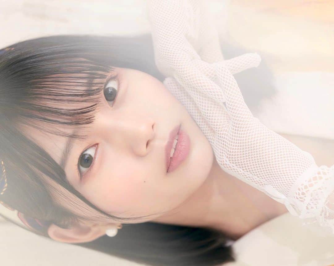 夏目綾のインスタグラム：「💛」