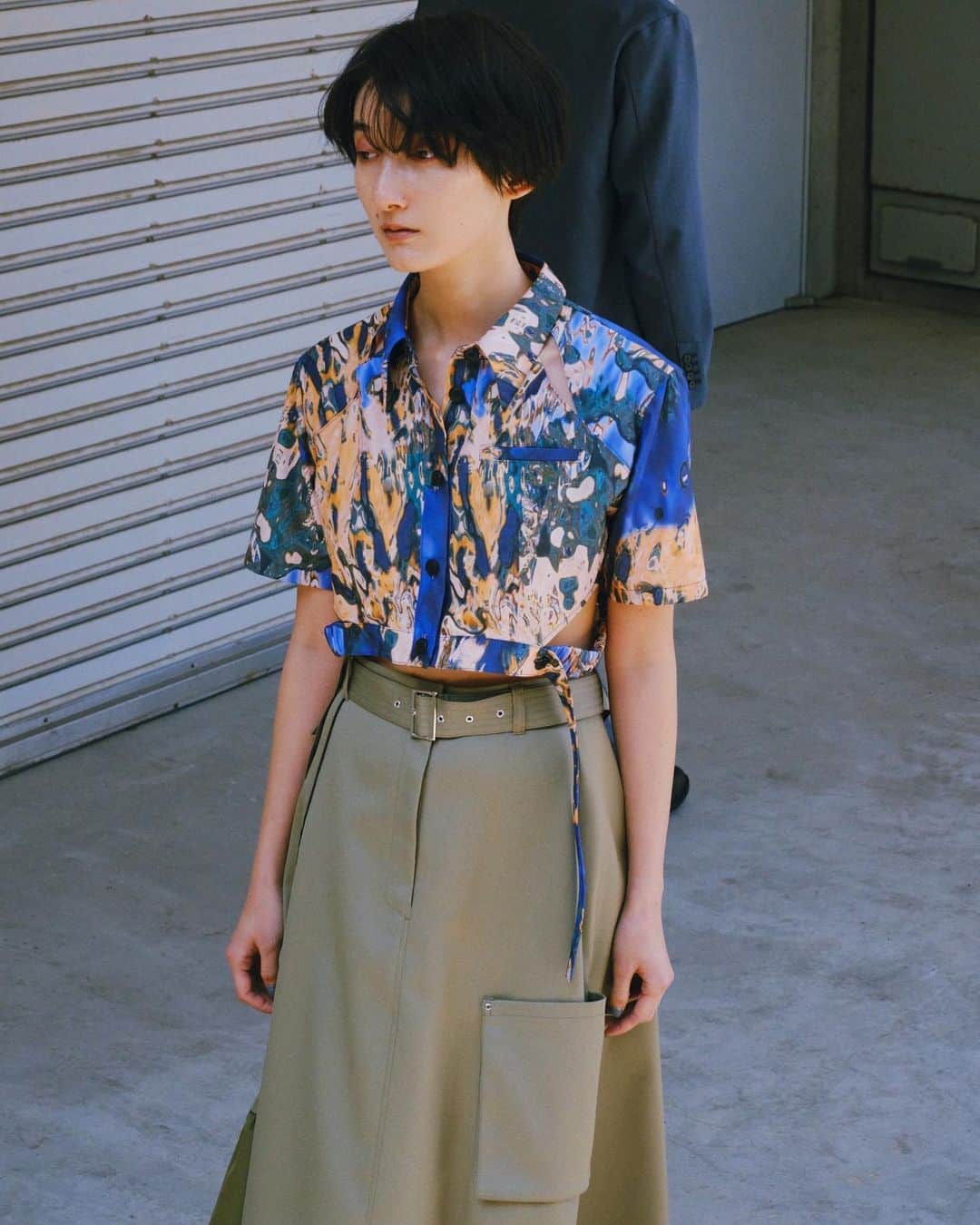 のインスタグラム：「davi asymme short shirts 16,500yen(in tax)  side pocket flare skirt 19,800yen(in tax)  #unitedtokyo #ユナイテッドトウキョウ」