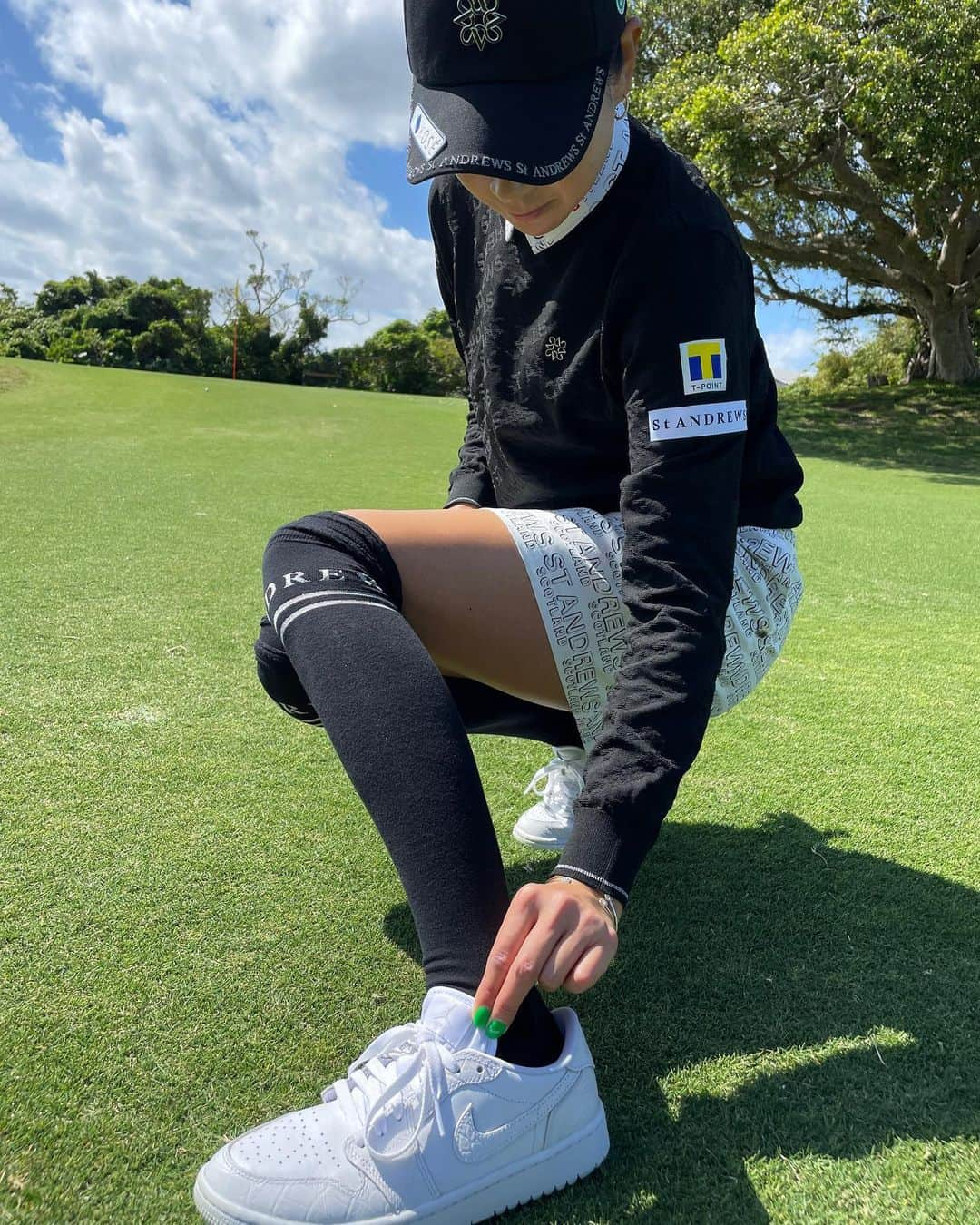 木戸愛のインスタグラム：「My golf shoes👟⛳️🏀 リズム良く、強く歩きます。 @niketokyo#nike」