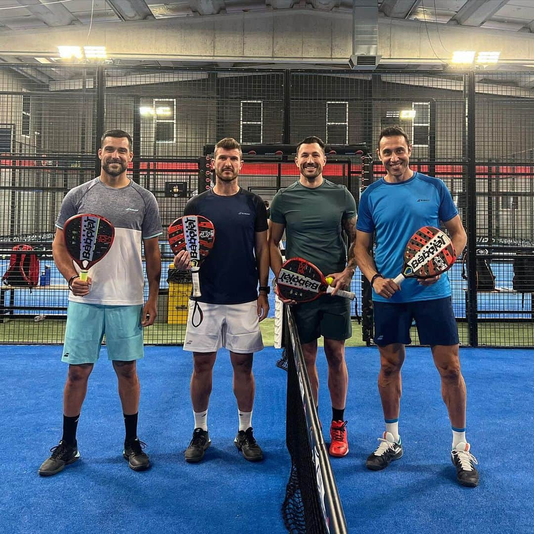 ミゲル・アンヘル・モジャさんのインスタグラム写真 - (ミゲル・アンヘル・モジャInstagram)「El TEAM @babolat_padel haciendo de las suyas 🎾」3月28日 22時59分 - m_a_moya