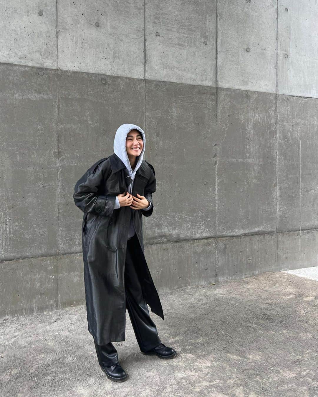 のインスタグラム：「. . パーカー大好き @maisonno.8 . . #maisonno8  #hoodie  #ootd  #monotone  #monotonecode  #streetphotography  #japanesemodel  #maisonmargiela  #vintagefashion  #フードコーデ」