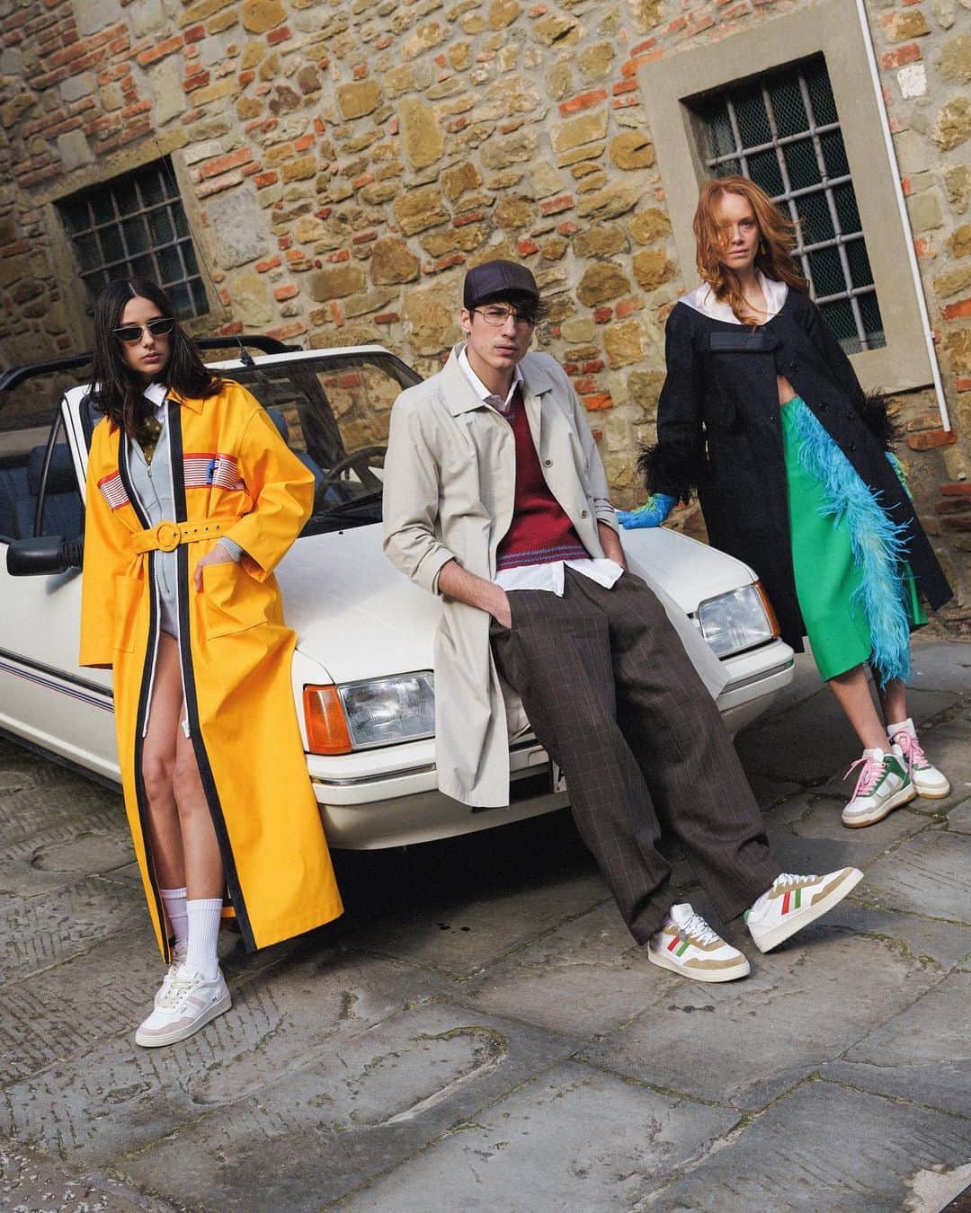 セラフィーニのインスタグラム：「Watch out of those three!⚠️ Discover our new #ss23 Collection online and in stores. #Serafiniaholics #SerafiniShoes . . . @bandomazzi @berubrody @vanessaberti @sofiachiodinii @no9focus  #shoes #newcampaign #sneakers #newin #newcollection #springsummer」
