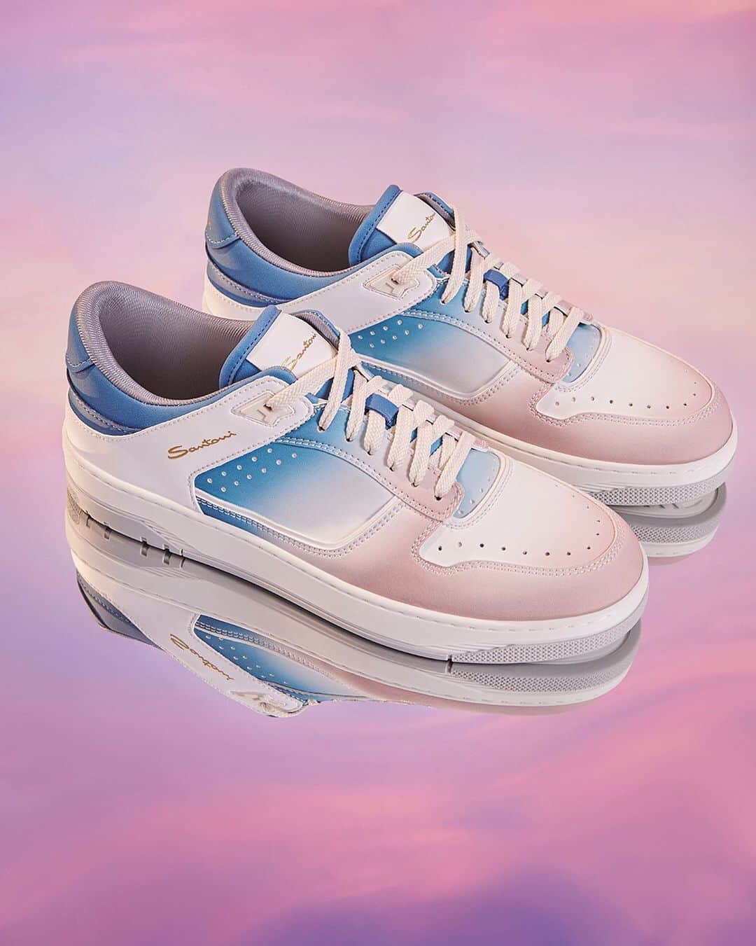 サントーニのインスタグラム：「Experience the chance to have the sky at your feet.   The Santoni Sneak-Air is now available online.   Discover its kaleidoscopic color shades on www.santonishoes.com   #Santoni #SantoniSS23」