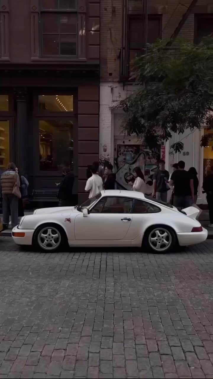 オリバーピープルズのインスタグラム