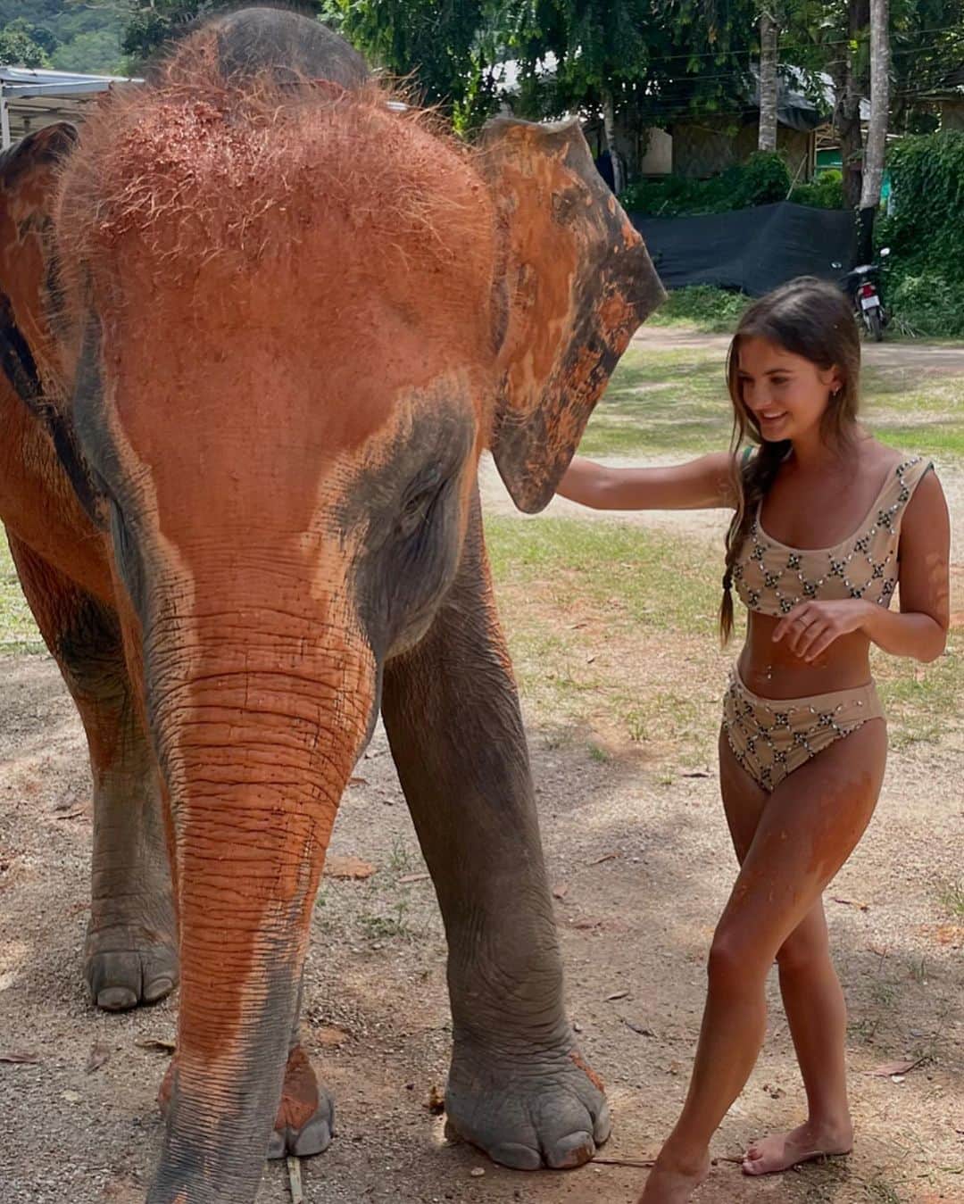 Brooke Marie Hylandのインスタグラム：「i miss you, Thailand— 9 days left to join my next adventure to Costa Rica, link is in my bio  💕✈️🌍👙🌞🌴」