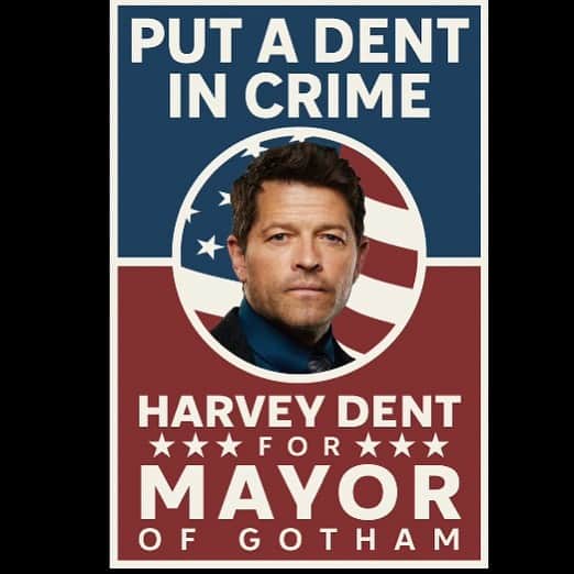 ミーシャ・コリンズのインスタグラム：「He’s got my vote. #CWGothamKnights」