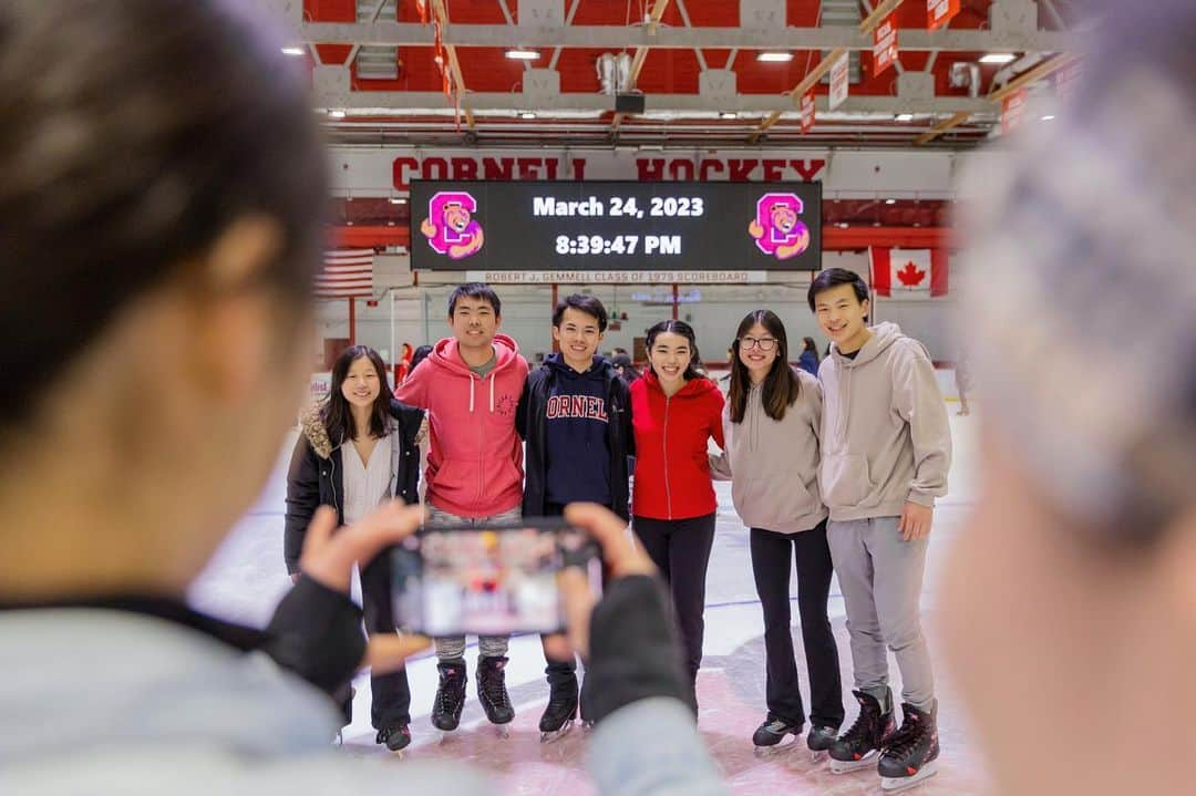 カレン・チェンさんのインスタグラム写真 - (カレン・チェンInstagram)「u had to be there 🤭 . tysm @cornellactivities @cornelltatkon @cornellstudentlife @cornellhumec for organizing such a fun event for everyone! ♥️ . . 📸: @simon.d.wheeler」3月29日 5時09分 - karebearsk8