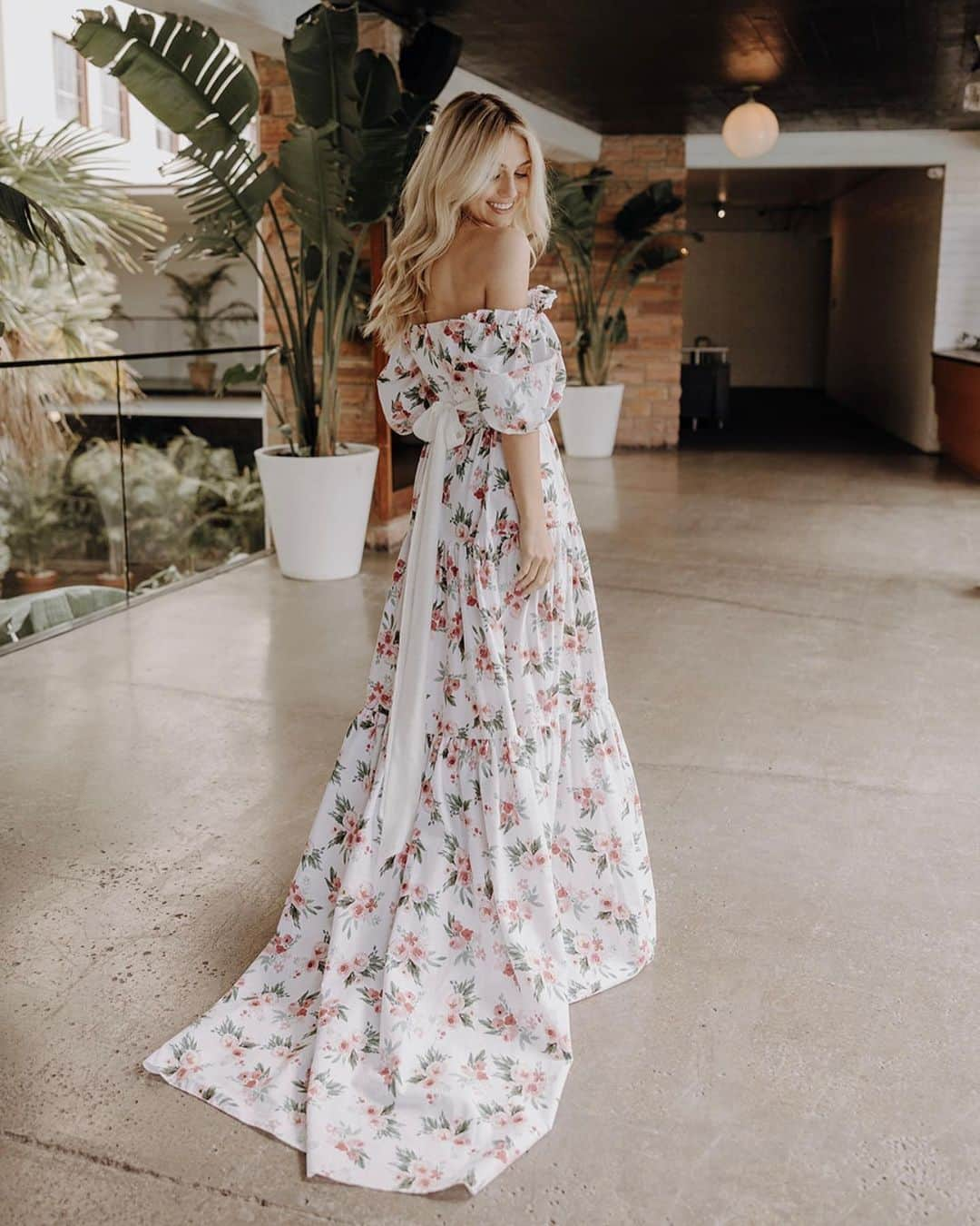 カイトアンドバタフライさんのインスタグラム写真 - (カイトアンドバタフライInstagram)「Designed to complement your wedding day🍃Clementine🍃organic cotton floral corset dress for the bride getting married in a secret garden, eloping by the mountains or making a statement at city hall!   @chlogdog  @bychloerose  @carmelajoyphotography   Photographed at the beautiful @thehollywoodroosevelt   #reception #wedding #dress #floral #marriage #modernbride #honeymoon #lifestyle #bohemianstyle」3月29日 6時21分 - kiteandbutterfly