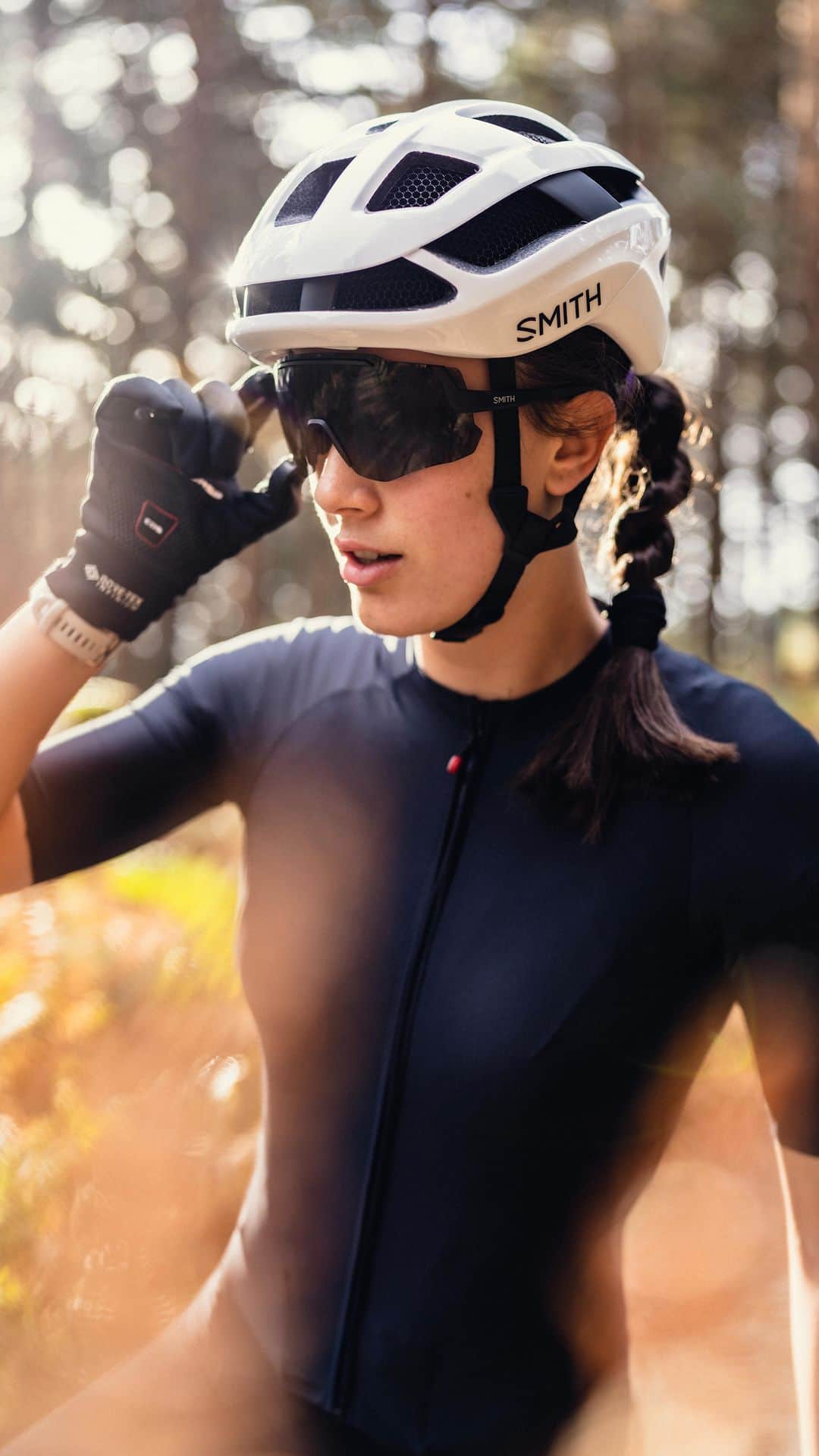 Smithのインスタグラム：「Introducing: The Momentum. Kick into gear and never lose speed. With a half-frame design, interchangeable lenses, and color-boosting ChromaPop™, the Momentum sunglasses deliver sharp optics and a whole new level of clarity. Sprint to the link in our bio to learn more about our newest performance glasses.」