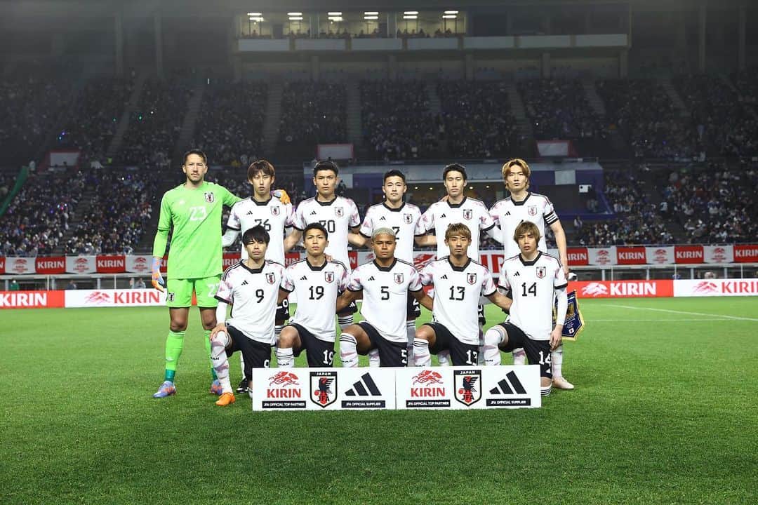菅原由勢のインスタグラム：「たくさんのご声援ありがとうございました！  チームに戻ってまだまだレベルアップ出来るように頑張ります。  @japanfootballassociation  #日本代表 #キリンチャレンジカップ」