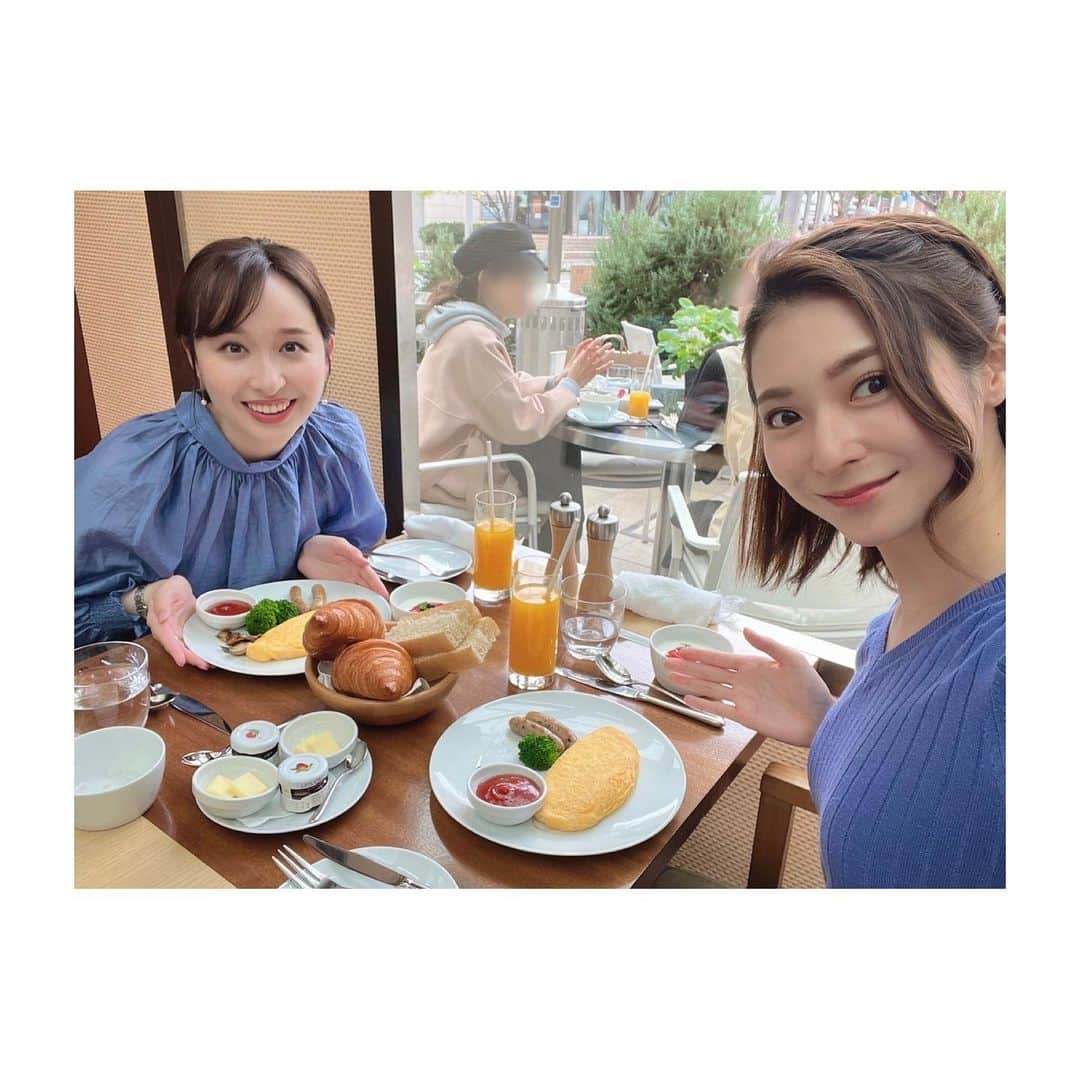 宇賀神メグのインスタグラム：「🍅  . .  先日、仕事終わりに紗里ちゃん(@sarisumita_ex )と ご飯に行ってきました。🍽  仕事の話や好きなアニメ・ゲームの話が 出来て楽しかったです♪ また行こうね。✨  . .  #同期 #2018年入社 #テレビ朝日 #住田紗里 アナ」