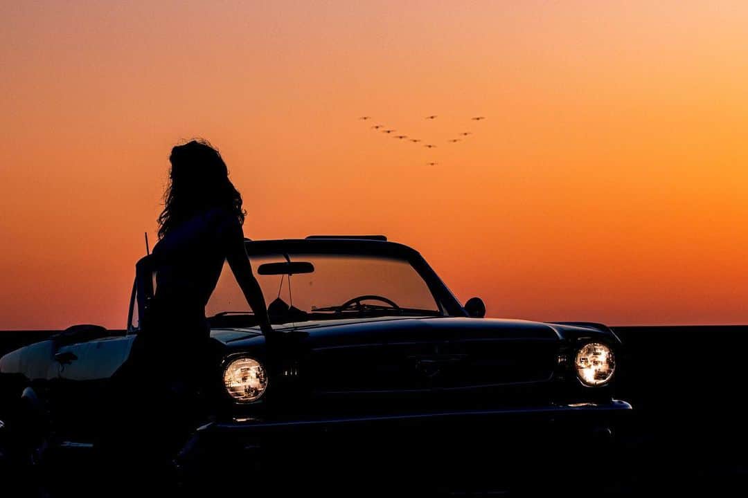 エメロード・トビアのインスタグラム：「when time slows down」