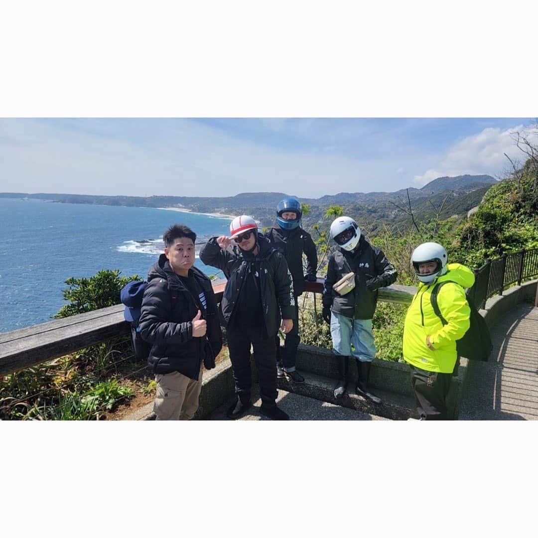 佐田正樹のインスタグラム：「最高旅行でした‼︎  横兄の写真の提供で思い出いっぱい‼︎  最後のポートレートは僕が撮りましたとさ。」