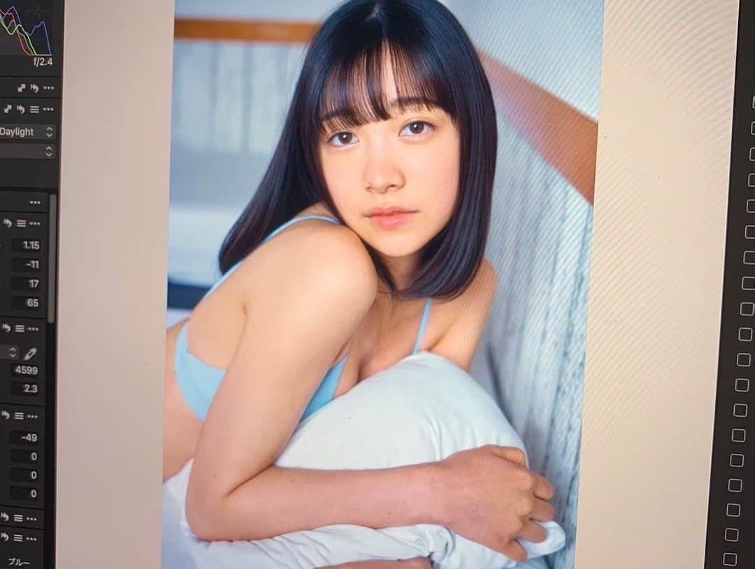 今森茉耶さんのインスタグラム写真 - (今森茉耶Instagram)「週刊プレイボーイ自分でも購入しました 誌面でみると、なんだかほんとに嬉しくて何回も見ちゃってます」3月29日 21時27分 - mayaimama04