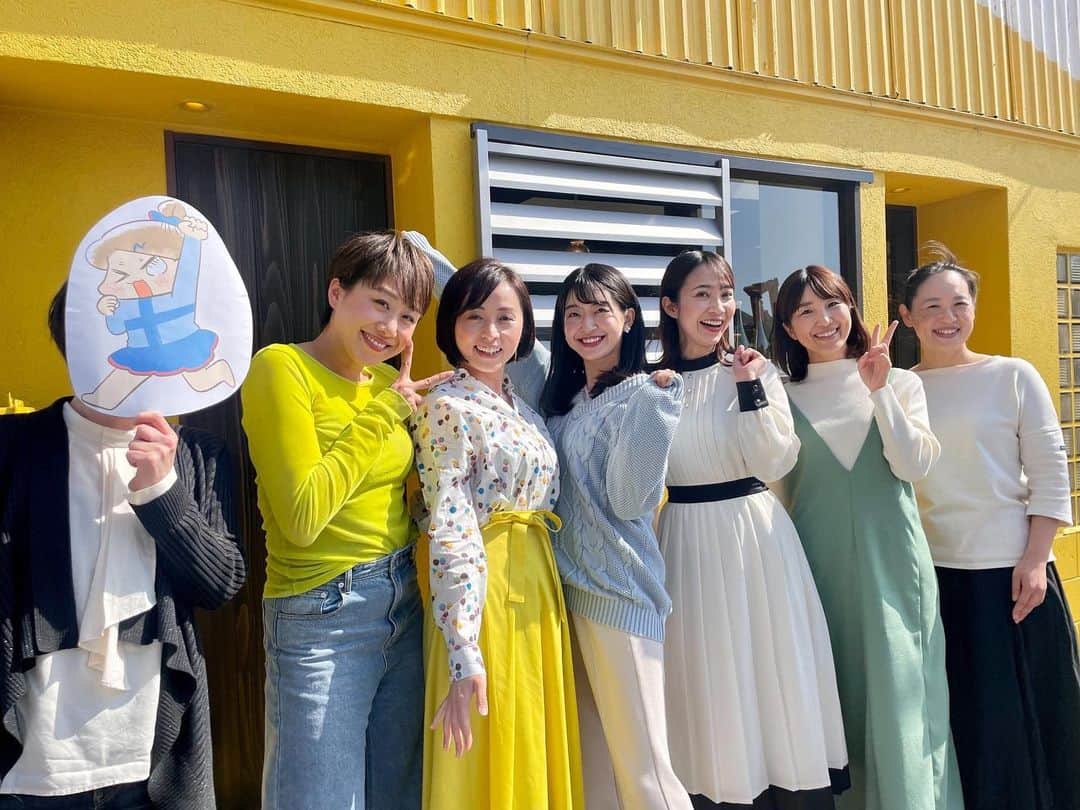 南早苗のインスタグラム：「ネッツトヨタ石川 TEAM GO!GO!のメンバーが集合✨ @teamgogo_ishikawa   カーライフと地元石川県の魅力を発信するべく 結成されたこのチーム。 1年間の活動はあっという間でした。 今日はその1年間の振り返りの収録andお疲れ様ランチ🍽  年齢もタイプもバラバラ😆 賑やかだったのは言うまでもありませんw 皆様ありがとうございました💓 @netzishikawa  @koshimuraeri  @yukarihime04  @fukushima.ayano  @tomiuca  @kanazawabiyori   この模様は 3/31(金)配信スタートの ネッツトヨタ石川 まちスキRADIOで ぜひお楽しみください😌  また、 金沢日和さんの記事もぜひチェックしてくださいね。  @frerot_kanazawa  さん 色とりどりの食材。奥深いソース。 どのお料理も美味しかったです😋 @narumiwk  ちゃんありがとう😊  #teamGOGO #石川55 #ネッツトヨタ石川　#ネッツ石川　#まちスキradio #ポッドキャスト　#金沢日和　#frerot #金沢　#石川県　#グルメ」