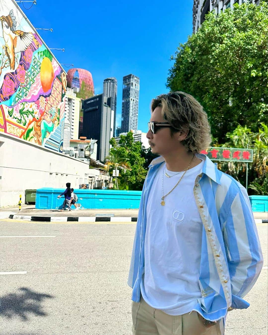 黒木啓司さんのインスタグラム写真 - (黒木啓司Instagram)「#singapore   久々に来たシンガポール  次は子供達と またゆっくり来たい  #schiaparelli」3月29日 21時57分 - keiji_papa_