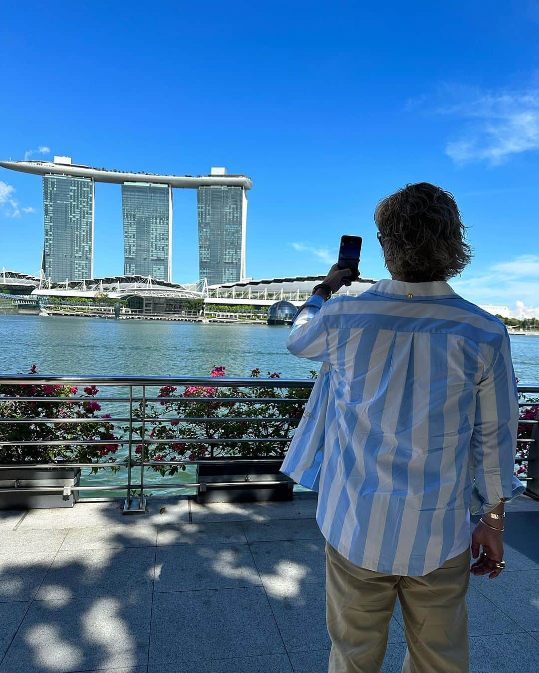 黒木啓司さんのインスタグラム写真 - (黒木啓司Instagram)「#singapore   久々に来たシンガポール  次は子供達と またゆっくり来たい  #schiaparelli」3月29日 21時57分 - keiji_papa_