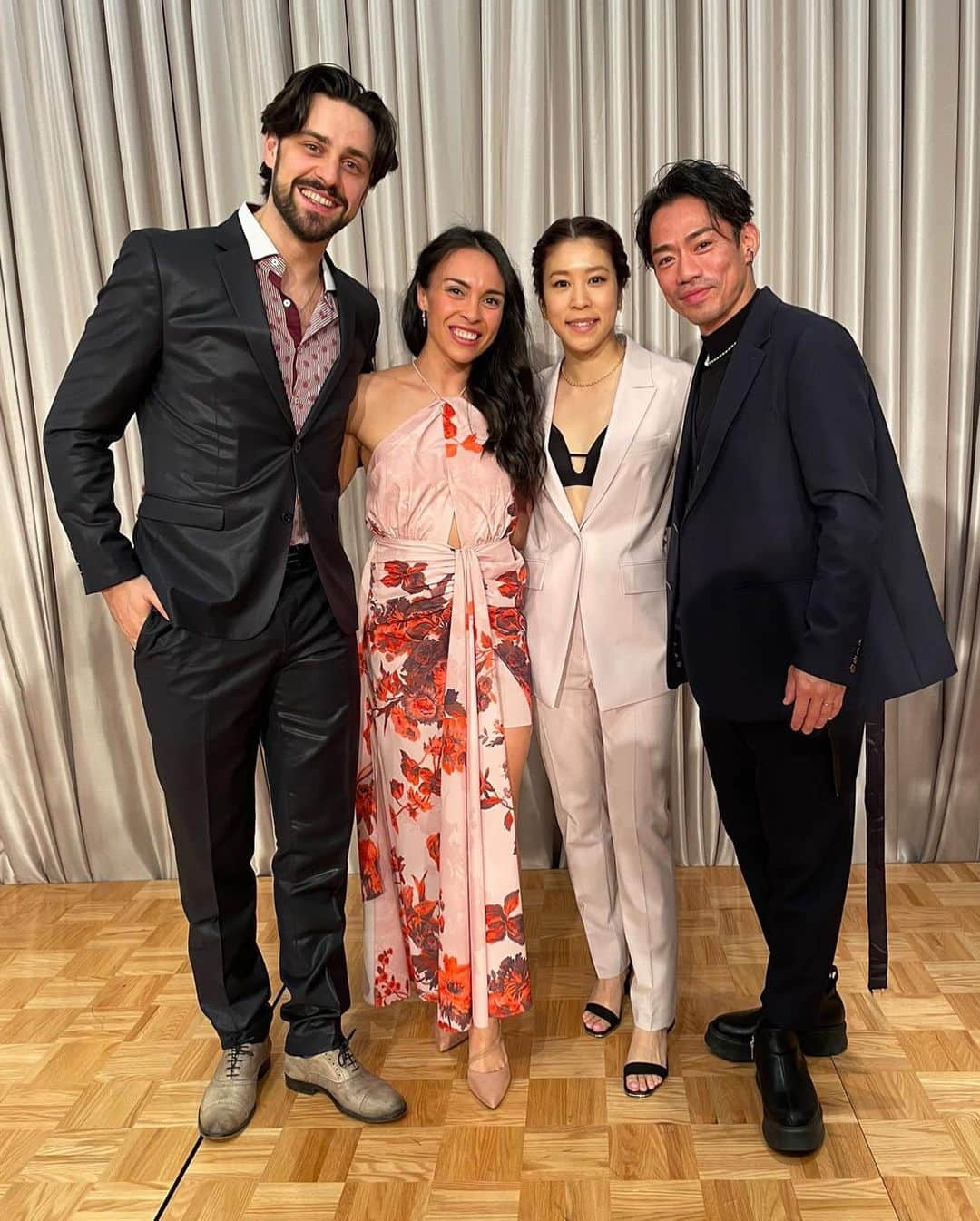 村元哉中さんのインスタグラム写真 - (村元哉中Instagram)「Great Memories Closing Banquet Part 2 🌸🌸🌸 #世界選手権2023 #worldfigure  #かなだい #k7d1 #banquet #バンケット @kanadai_team_official  #高橋大輔 #村元哉中」3月29日 13時52分 - k.a.n.a.m.u.r.a