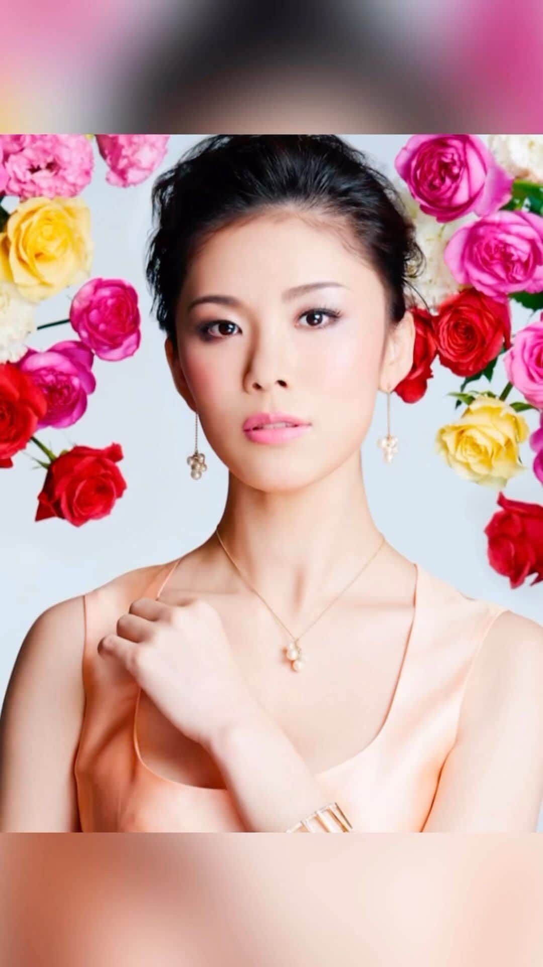 森理世のインスタグラム：「Rosie 🌹」