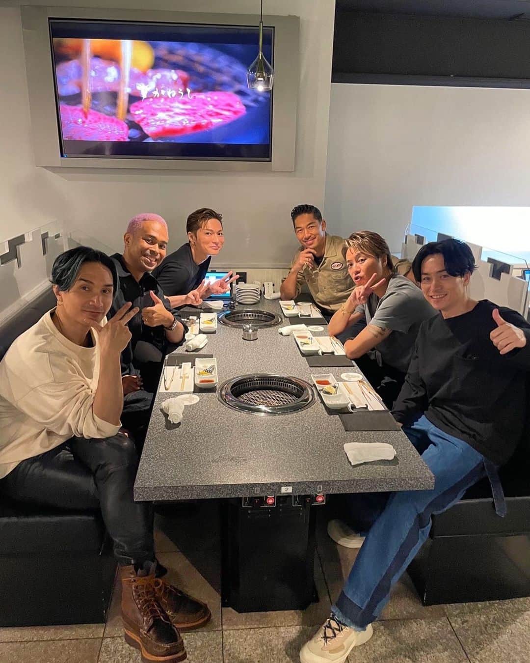 のインスタグラム：「北海道の思い出✨✨ エスコンフィールドで初パフォーマンスさせて頂きました✨✨ 最高の場所で最高のメンバーと幸せでした✨✨ 終わりでみんなで知床牛を堪能しました☺️ @ryouta_ohashi 感謝🙏」