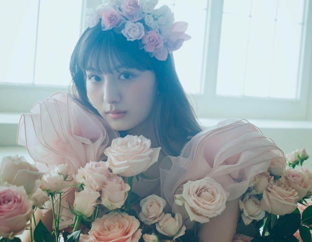 AYA YAGISHITAさんのインスタグラム写真 - (AYA YAGISHITAInstagram)「@romansual_official  🌸...flower muse...🌸」3月29日 15時45分 - aya_yagishita