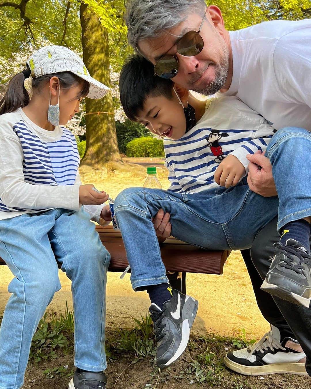 のインスタグラム：「花見してきました♪」