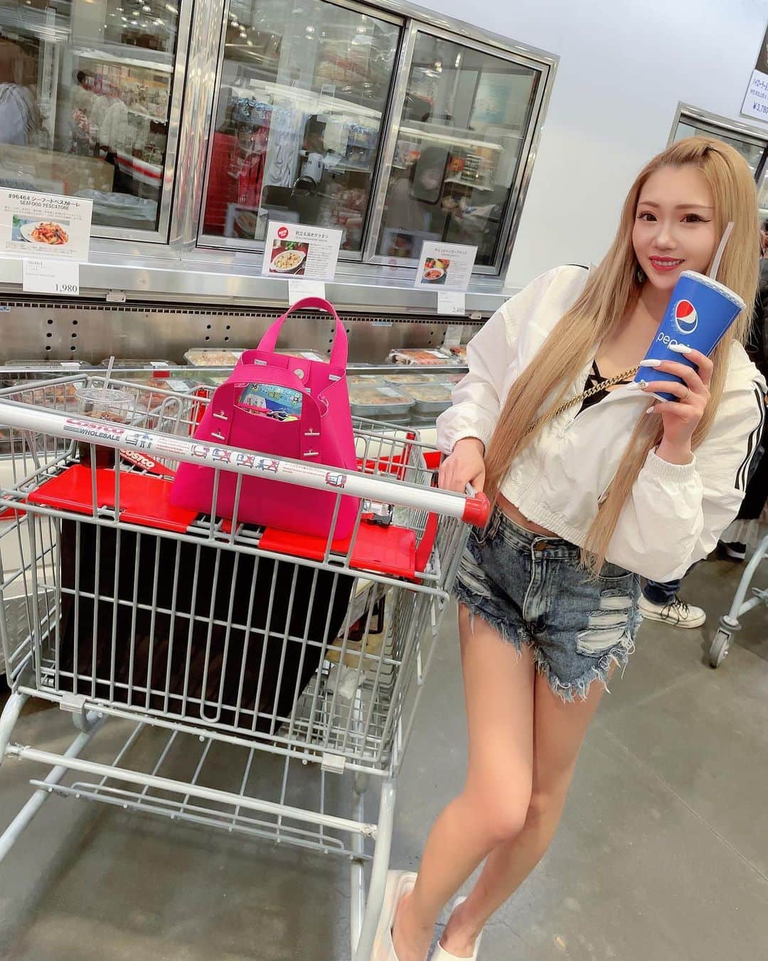 RIIAのグルメインスタ