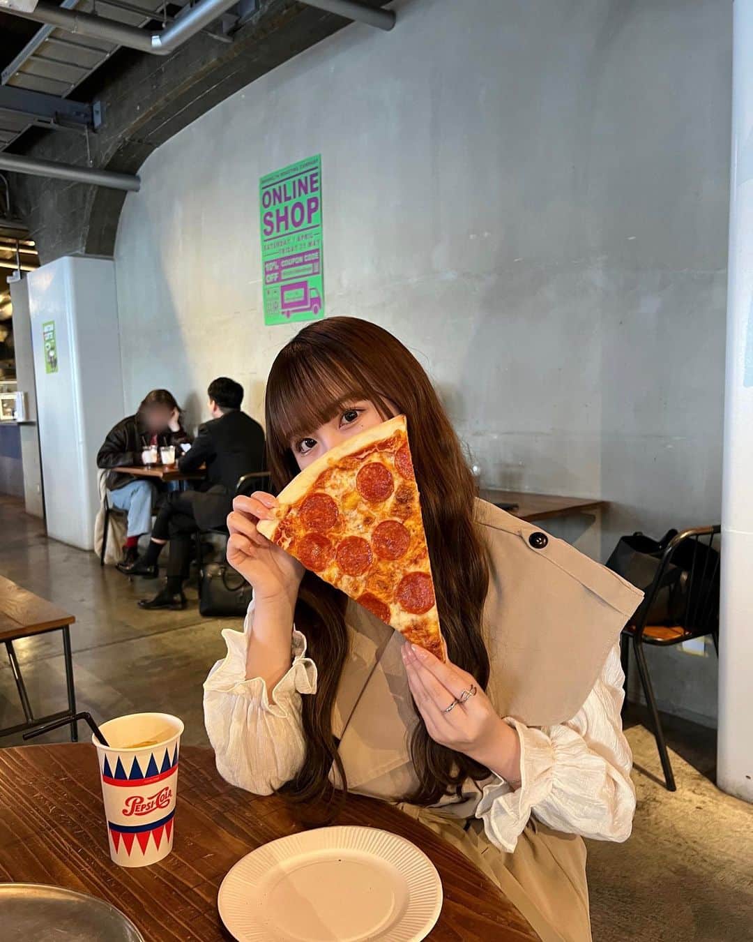 畑中萌衣のグルメインスタ