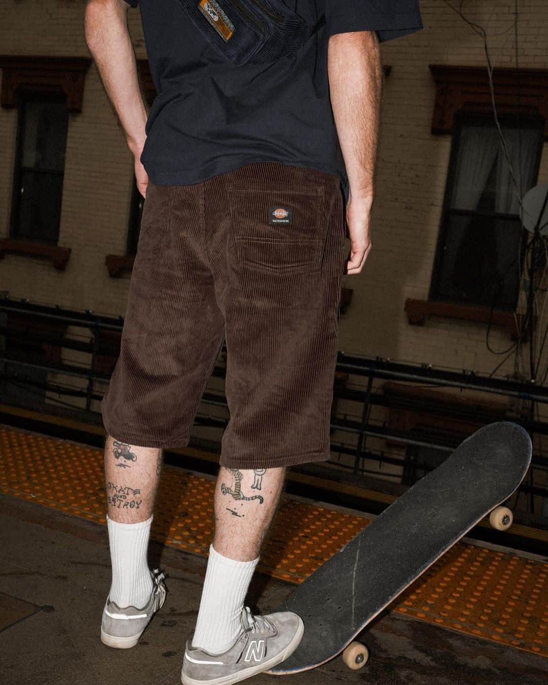 のインスタグラム：「【DICKIES SKATEBOARDING】  JAKE HAYES SIGNATURE COLLECTION   数量限定で販売中です。  詳細は 🔗から。  #DickiesSkate #JakeHayes」