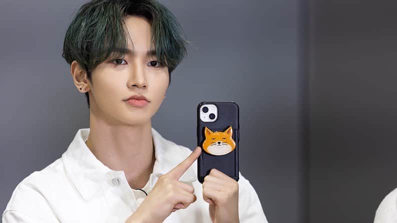 SPACE SHOWER TVさんのインスタグラム写真 - (SPACE SHOWER TVInstagram)「📸【番宣スポット・収録写真公開】TO1💫 K-POPの注目アーティストを紹介する「ピョルTV」  2組目には‘TO’gether as ‘1’の略字であり‘僕たちは一つになって存在する’という意味を持っている9人組ボーイズグループTO1が初登場！ 香水・日焼け止め・フライパンなどの個性溢れる愛用品を持参しての自己紹介で大盛りあがり👏 そして、ご褒美をかけたゲームにも挑戦します🃏 是非チェックして下さい🥰  Photo By BAEK CHUL HEE  On Air Info 📺ピョルTV#3 📅3/30(木)23:00～23:30  ⭐️本番組は、スカパー番組配信でも同時配信！ スマホ・タブレット・PCなどお好きなデバイスで視聴OK📱  #スペシャ #TO1 #티오원」3月29日 18時02分 - spaceshower
