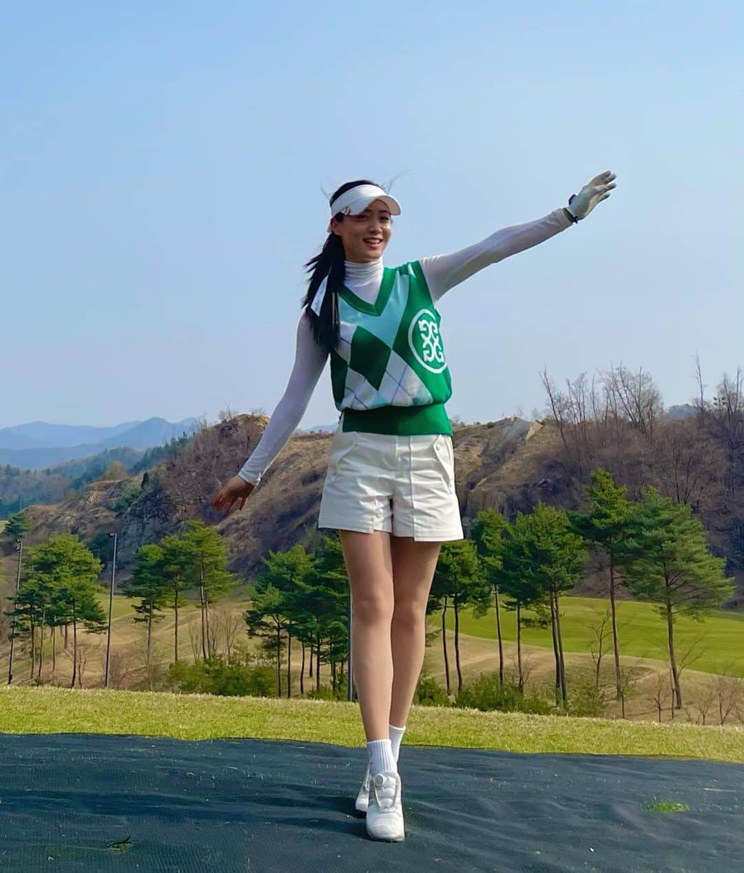 リュ・ヒョヨンさんのインスタグラム写真 - (リュ・ヒョヨンInstagram)「#golf #⛳️ #❤️ #1등한날」3月29日 18時24分 - ryuhyoyoung93