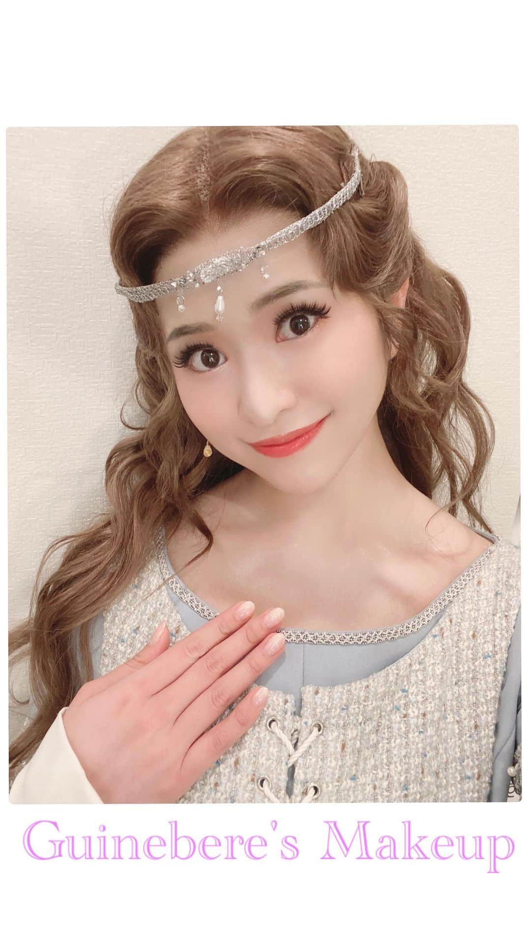 小南満佑子のインスタグラム：「.  グィネヴィアのメイク動画💄  せっかち女優の せっかちMake upです💄 詳しいメイク方法や使用コスメは ファンクラブにて公開してます🎥 是非ご覧ください😉  キングアーサー配信映像も 沢山の方にご覧頂けたようで嬉しい限りです。 想い出投稿もこれにて終了。 また会える日まで…✨  Thank you...🫶🏻  . .  演出 オ・ルピナ 出演（Wキャスト五十音順） アーサー ： #浦井健治 メレアガン： #伊礼彼方／#加藤和樹  ランスロット： #太田基裕／#平間壮一 グィネヴィア： #小南満佑子／#宮澤佐江 ガウェイン： #小林亮太 ケイ： #東山光明 マーリン： #石川禅 モルガン： #安蘭けい  #キングアーサー　 2023年1月　新国立劇場中劇場 2023年2～3月　群馬、愛知、兵庫公演  .  ／ 📲小南満佑子オフィシャルファンクラブ 『Mayuko The World』会員募集中🌏✨ プロフィール欄のURLから簡単にご登録頂けます。 是非"YOU-RUN"(会員名)になって応援お願いします！ ＼  #japan #japanese  #singer #opera #musical #concert #live #actress #drama #movie #mc #artist #makeup #cosmetics  #女優 #表現者 #歌手  #ホリプロ」