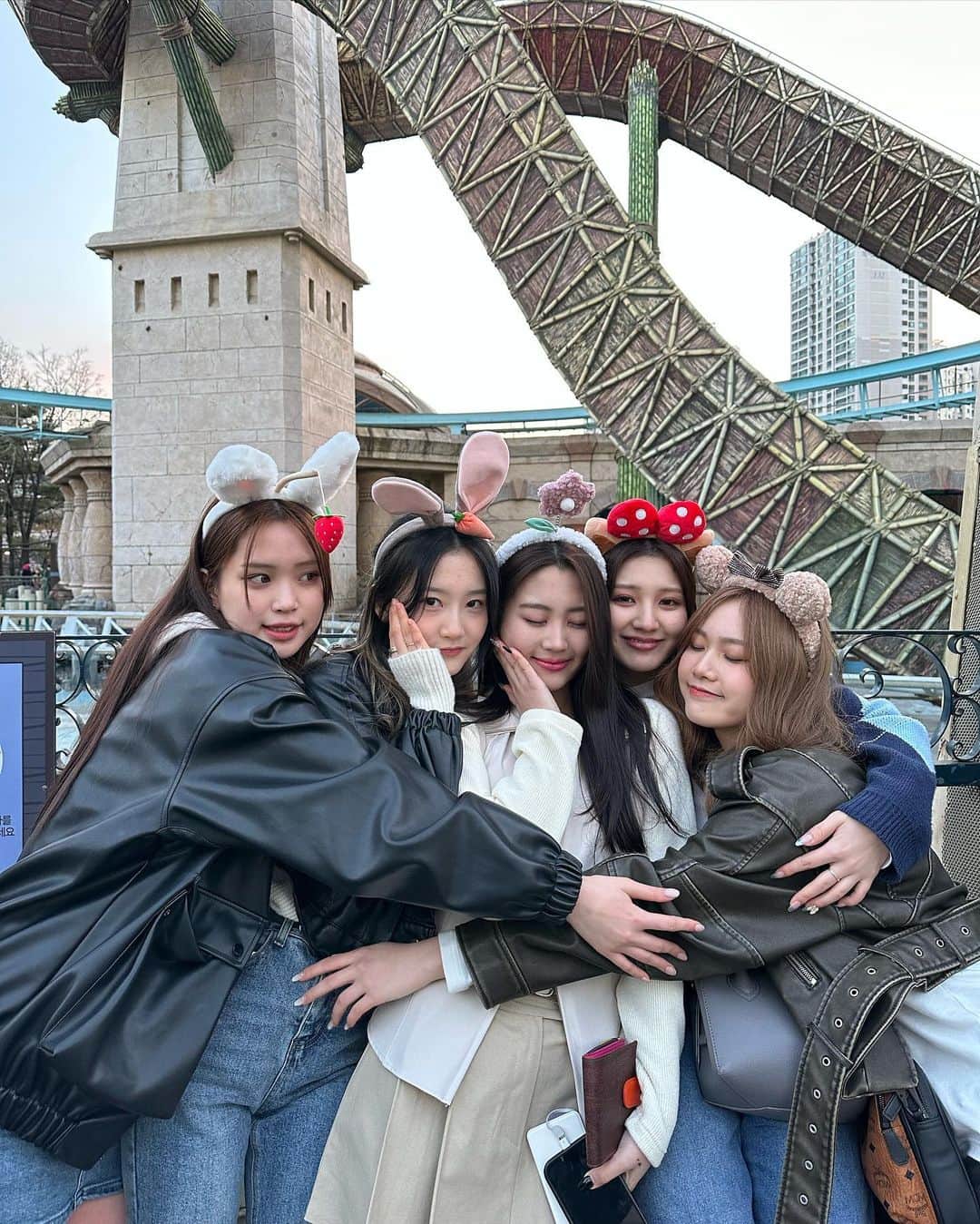 のインスタグラム：「롯데월드🪐」