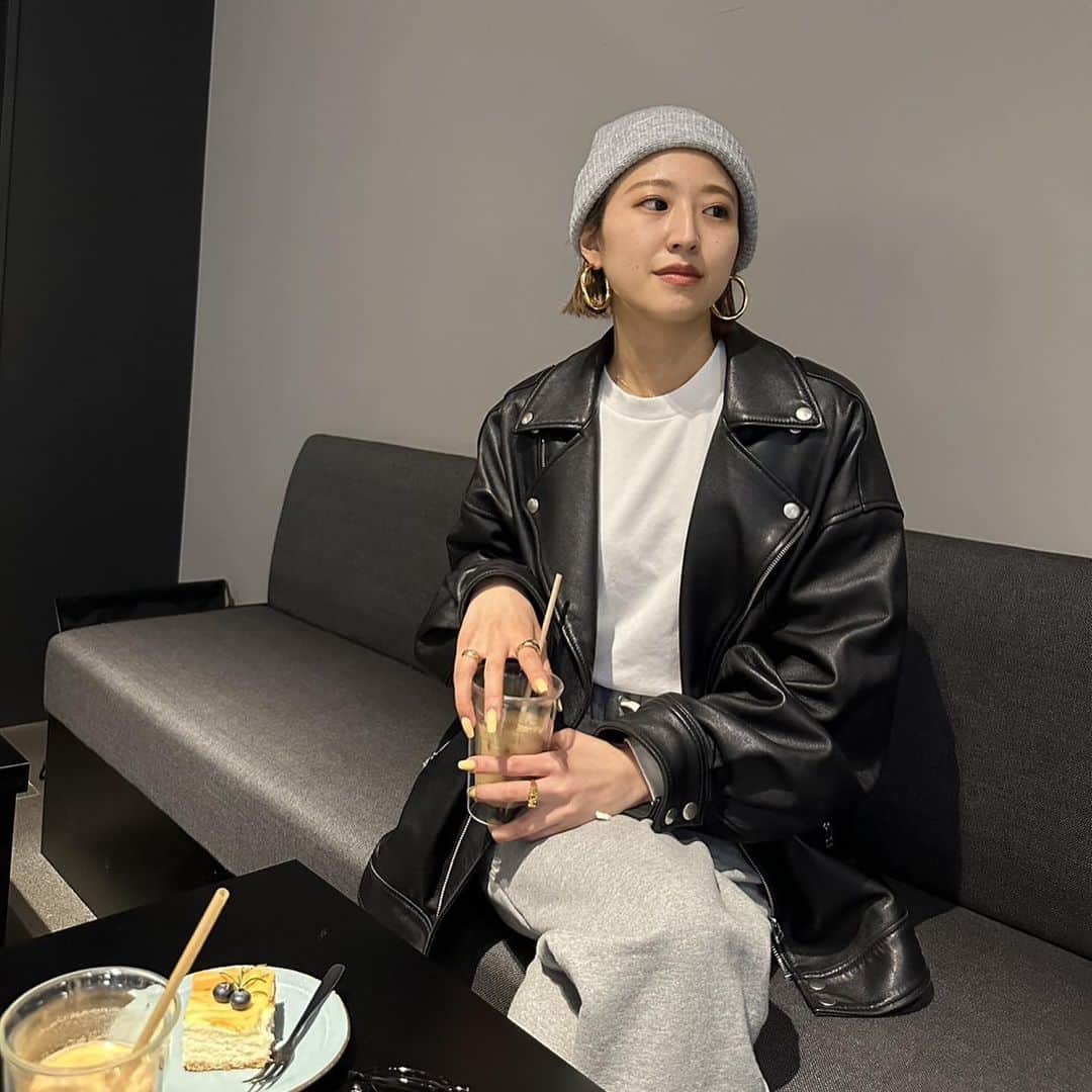 SHEL'MAGさんのインスタグラム写真 - (SHEL'MAGInstagram)「カフェ好き、写真好き必見。#カフェスタグラム ━━━━━━━━━━━━━━━ インスタ映えと言ったら「#カフェスタグラム」と言っても過言ではない！  なぜなら圧倒的にいいねが増えやすいから。  みんながまだ知らないカフェを開拓して”#カフェスタグラム”でバズりませんか？ ━━━━━━━━━━━━━━━ #SHELTTERWEBSTORE  #SHELMAG  #ショップスタッフ  #カフェスタグラム」3月29日 19時31分 - sheltter_mag