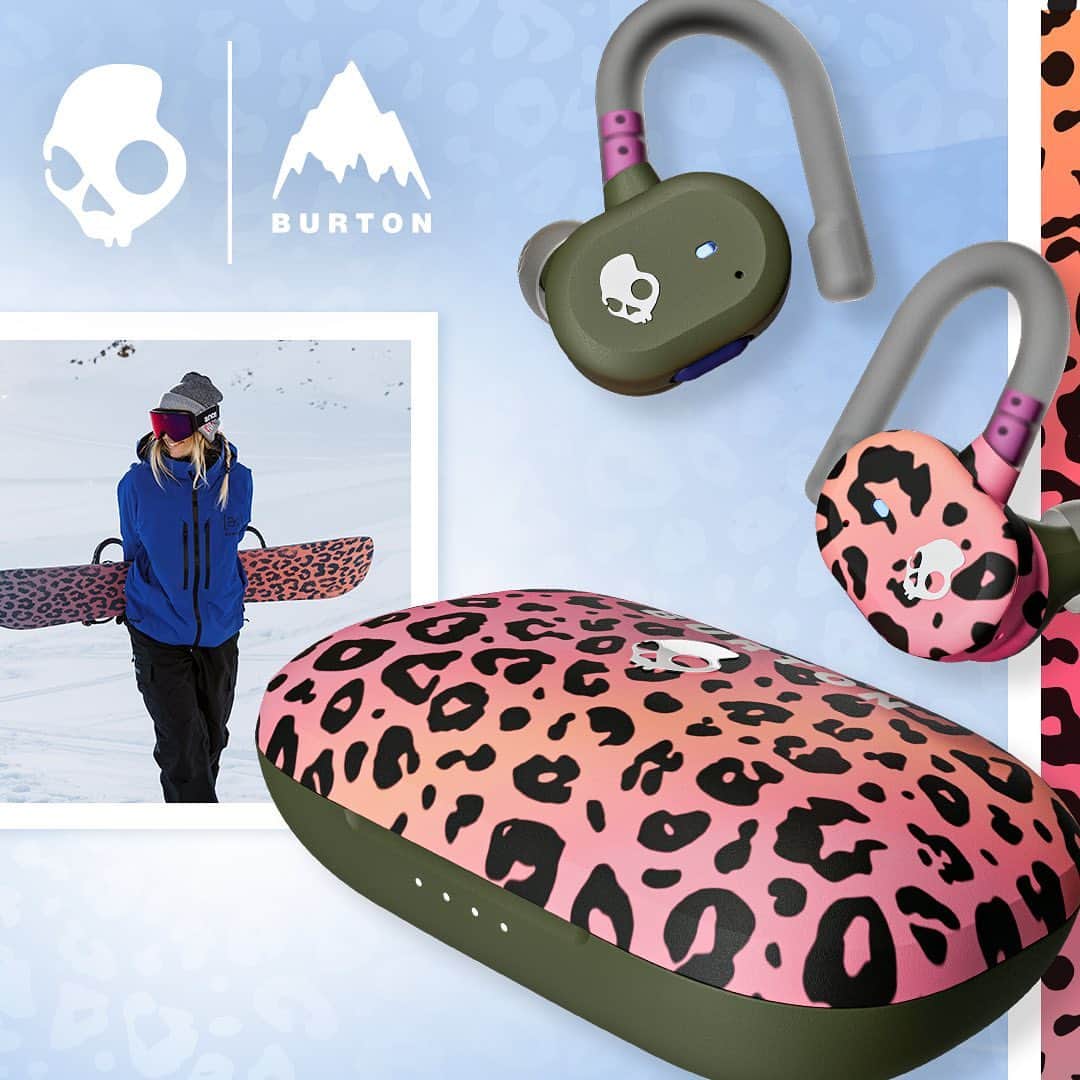 Skullcandy Japanのインスタグラム：「【予約受付中】BURTON Push Active💀 落下防止イヤーフックで普段使いからスポーツまで🏃 ボイスコントロールでイヤホンにすら触る事なく操作可能🗣  -オーディオ共有 -ボタン操作でセルフィー撮影 -ボイスコントロール -最長44時間再生+急速充電 -IP55 防水性・耐汗性・防塵性 -落としても探せるTile機能  イヤホンもオシャレに💀」