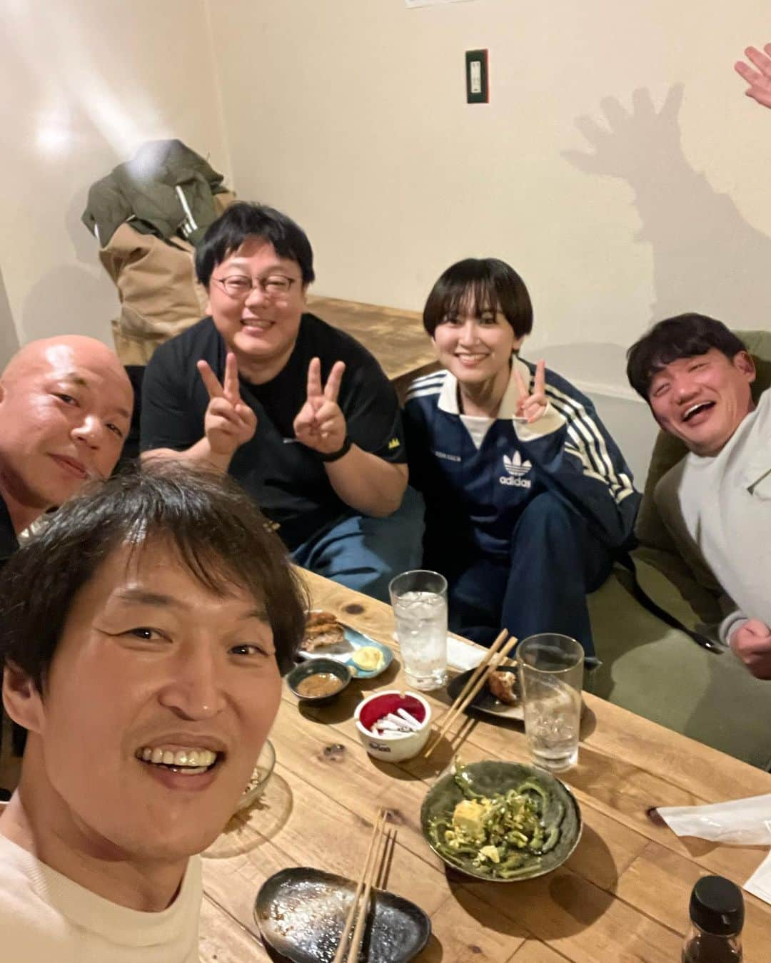 千原ジュニアさんのインスタグラム写真 - (千原ジュニアInstagram)「先日の夜。  #ずん飯尾  #バイきんぐ小峠  #タイムマシーン3号関  #ラランドサーヤ」3月29日 20時13分 - chihara_jr