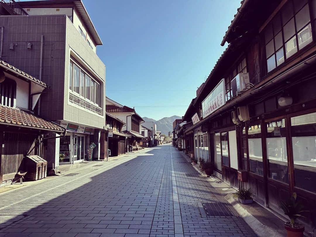 japantripのインスタグラム：「#津和野  #津和野町  #重要伝統的建造物群保存地区  #tsuwano  #tsuwanotrip  #unseenjapan  #instadaily  #instaphoto  #instatravel  #日本建築」