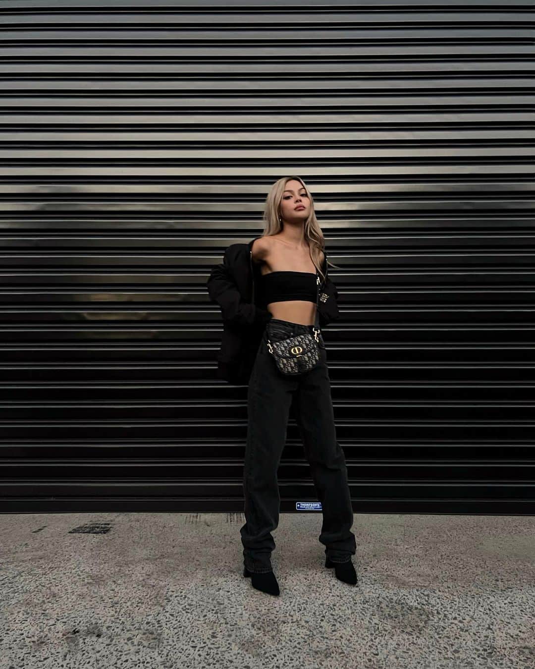 リリーマイマックのインスタグラム：「Classic @ksubi  Been a huge fan of their Aussie denim since I was in high school! & their denim classics are back 🤩 .gifted」