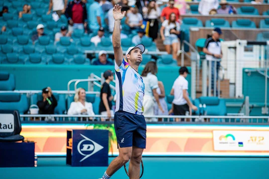 ドゥシャン・ラヨビッチのインスタグラム：「Location: 305  📸 @miamiopen  . . . . #miami」