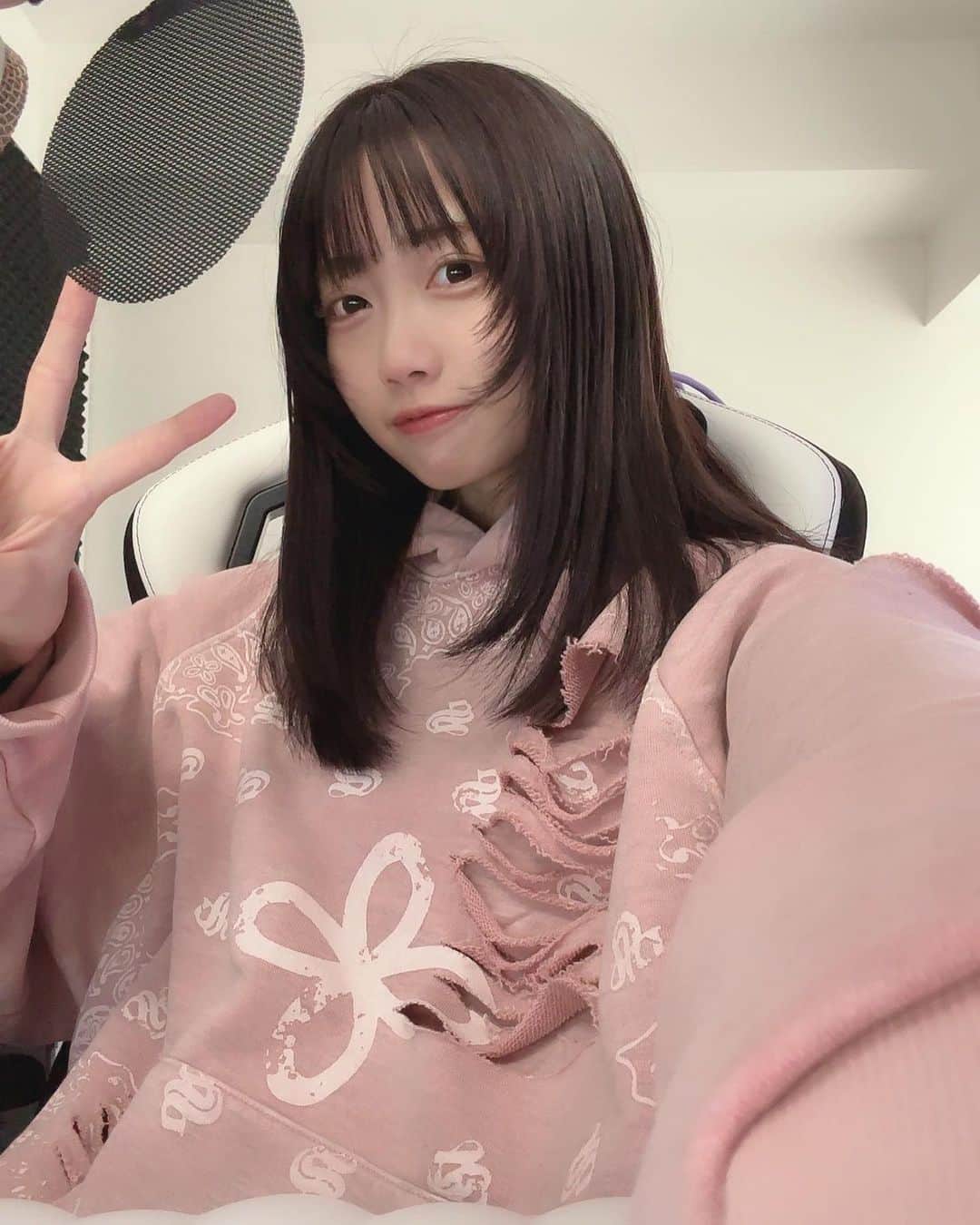 来栖りんさんのインスタグラム写真 - (来栖りんInstagram)「ピンクの日🐷」3月29日 23時17分 - ringring_rin