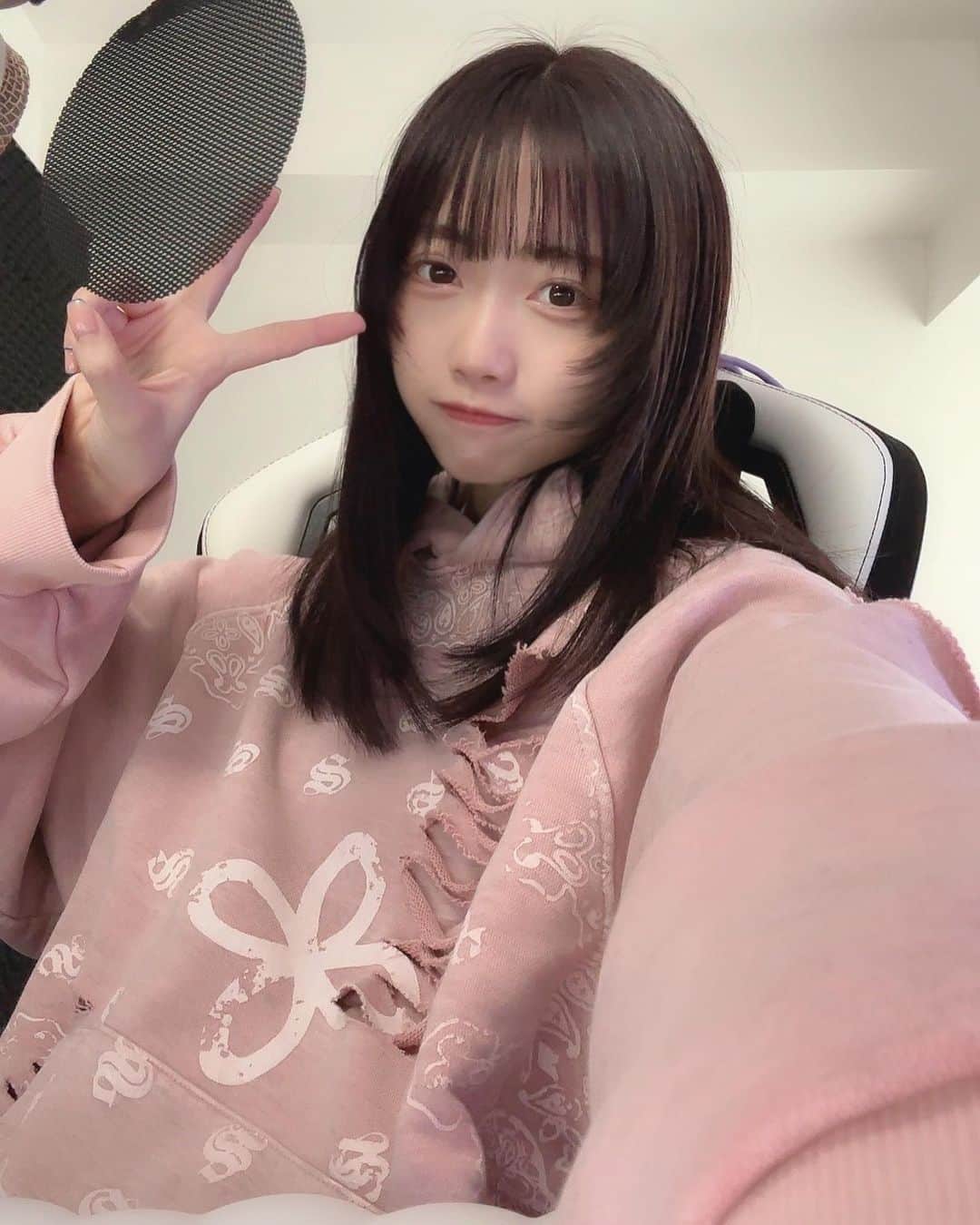 来栖りんさんのインスタグラム写真 - (来栖りんInstagram)「ピンクの日🐷」3月29日 23時17分 - ringring_rin