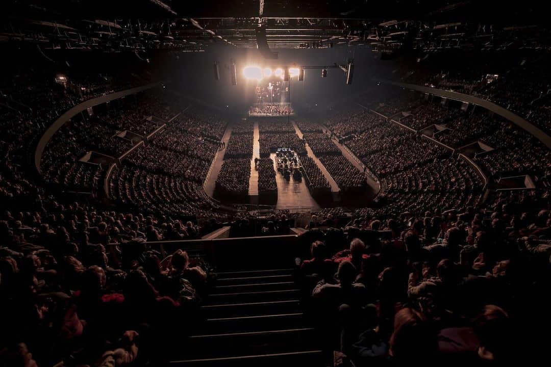 アンドレア・ボチェッリさんのインスタグラム写真 - (アンドレア・ボチェッリInstagram)「March 28th, Royal Arena #Copenhagen 🇩🇰  photo: @lorenzo.montanelli」3月29日 23時46分 - andreabocelliofficial