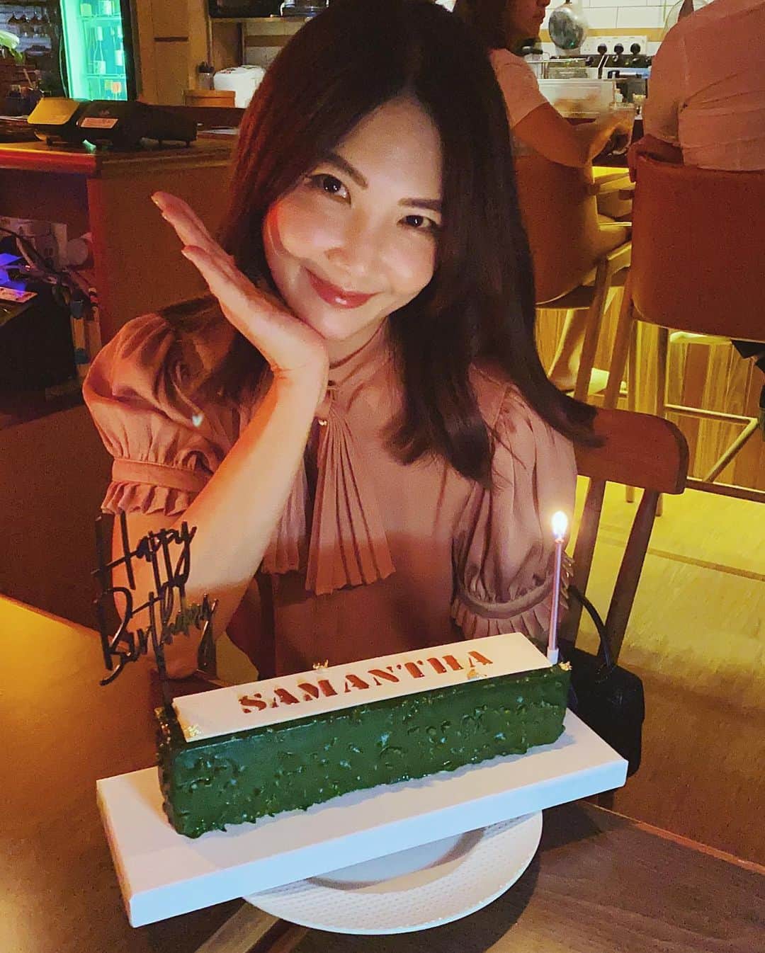 Samantha Leeさんのインスタグラム写真 - (Samantha LeeInstagram)「17155 days old 🎂 Grateful for small things, big things and everything in between.」3月29日 23時50分 - leesamantha