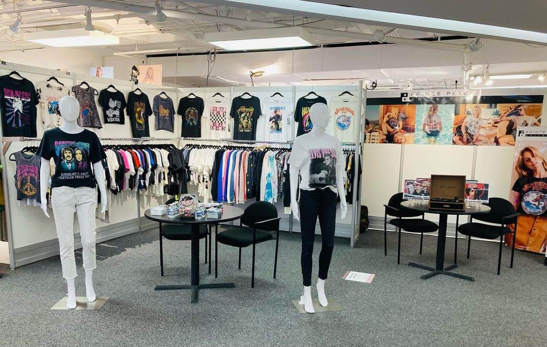 プリンス ピーターのインスタグラム：「Come See us in Atlanta Booth 402 - Floor 2, Bldg 3 🙌」