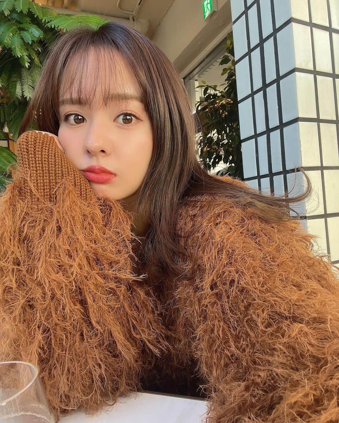 山田菜々のインスタグラム：「お誕生日まであと５日🧁♡  お誕生日イベントをするので、 4/16(日)ぜひ遊びに来てください〜☺️❤️‍🔥 ↑訂正しました。  場所は大阪です〜🐙🥣  また応援してくれる方々に会えたらなぁと 思っていたら2年も経っていました🥺🔥 (スロースターターでごめんね😭)  それでも未だに応援してくださる方々がいて、 毎日心強い日々です☺︎  お誕生日なので思い切ってイベントをしてみることにしました☺️🤝 しゃべって、歌います🎤 (カラオケレベルですがご了承ください🙂笑)  締め切りが4/1(土)の20:00までだから忘れないでね🙃！！  ちなみに今回は大阪だけで、東京や地方でのイベントはないです💔  詳しくはハイライトにあるので ″お誕生日イベント″のところから 申し込みや詳細をご覧ください♡  会えるのを楽しみにしています😌」