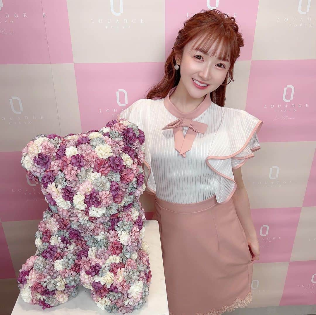 三村遙佳のインスタグラム：「．  スイーツブランド🍰 『LOUANGE TOKYO（ルワンジュトウキョウ）』 Mother’s Day collection〜2023〜🌹  レセプションパーティーに きずぽんさんと参加させていただきました🐻💓  かわいいクマのスイーツがたくさんで 癒し空間だった〜〜🐻🌹  クマってかわええな！  #母の日 #お母さんありがとう #母の日スイーツ #アフタヌーンティー #afternoontea #奥田雄太 #yutaokuda #ルワンジュ東京　#ルワンジュ東京ルミュゼ #louangetokyo　#louangetokyolemusee @louange_tokyo @louangetokyo_lemusee」